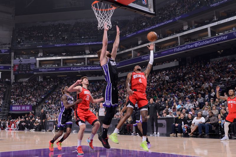 SACRAMENTO, CA - JANUARY 16: Jalen Green #4 of the Houston Rockets drives to the basket during the game against the Sacramento Kings on January 16, 2025 at Golden 1 Center in Sacramento, California. NOTE TO USER: User expressly acknowledges and agrees that, by downloading and or using this Photograph, user is consenting to the terms and conditions of the Getty Images License Agreement. Mandatory Copyright Notice: Copyright 2025 NBAE (Photo by Rocky Widner/NBAE via Getty Images)