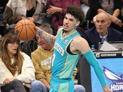 CHARLOTTE, NC - NOVEMBER 17: LaMelo Ball #1 of the Charlotte Hornets handles the ball during the game against the Milwaukee Bucks during the In-Season Tournament on November 17, 2023 at Spectrum Center in Charlotte, North Carolina. NOTE TO USER: User expressly acknowledges and agrees that, by downloading and or using this photograph, User is consenting to the terms and conditions of the Getty Images License Agreement.  Mandatory Copyright Notice:  Copyright 2023 NBAE (Photo by Brock Williams-Smith/NBAE via Getty Images)