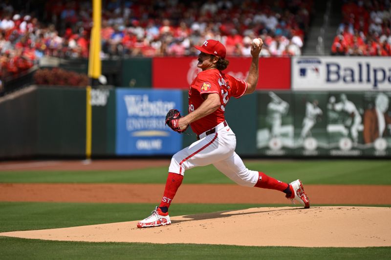 Sep 8, 2024; St. Louis, Missouri, USA; St. Louis Cardinals starting pitcher Miles Mikolas (39) throws against the Seattle Mariners during the first inning at Busch Stadium. Mandatory Credit: Jeff Le-Imagn Images