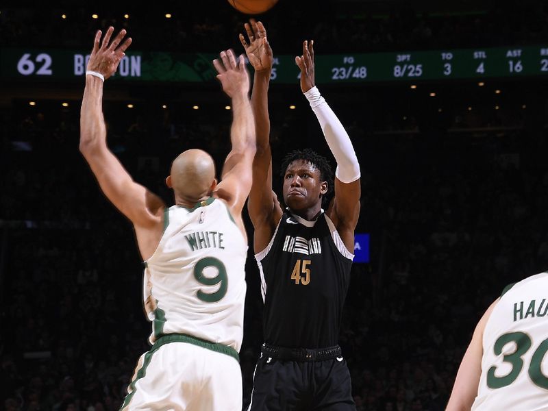 BOSTON, MA - FEBRUARY 4: GG Jackson #45 of the Memphis Grizzlies shoots the ball during the game  against the Boston Celtics  on February 4, 2024 at the TD Garden in Boston, Massachusetts. NOTE TO USER: User expressly acknowledges and agrees that, by downloading and or using this photograph, User is consenting to the terms and conditions of the Getty Images License Agreement. Mandatory Copyright Notice: Copyright 2024 NBAE  (Photo by Brian Babineau/NBAE via Getty Images)