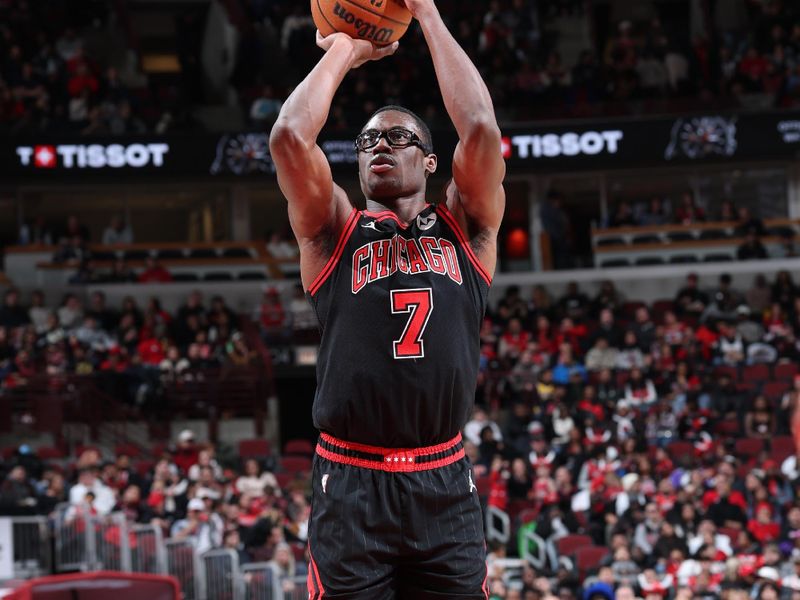 CHICAGO, IL - DECEMBER 13: Jalen Smith #7 of the Chicago Bulls shoots a free throw during the game against the Charlotte Hornets on December 13, 2024 at United Center in Chicago, Illinois. NOTE TO USER: User expressly acknowledges and agrees that, by downloading and or using this photograph, User is consenting to the terms and conditions of the Getty Images License Agreement. Mandatory Copyright Notice: Copyright 2024 NBAE (Photo by Jeff Haynes/NBAE via Getty Images)