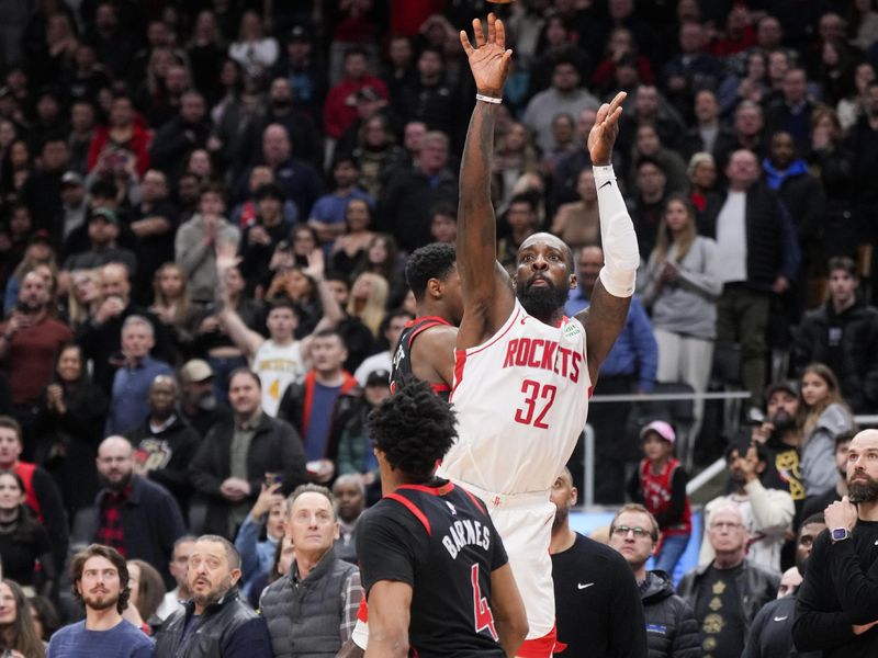 TORONTO, ON - FEBRUARY 9: Jeff Green #32 of the Houston Rockets shoots the final shot of the game and misses against the Toronto Raptors during the second half of their basketball game at the Scotiabank Arena on February 9, 2024 in Toronto, Ontario, Canada. NOTE TO USER: User expressly acknowledges and agrees that, by downloading and/or using this Photograph, user is consenting to the terms and conditions of the Getty Images License Agreement. (Photo by Mark Blinch/Getty Images)