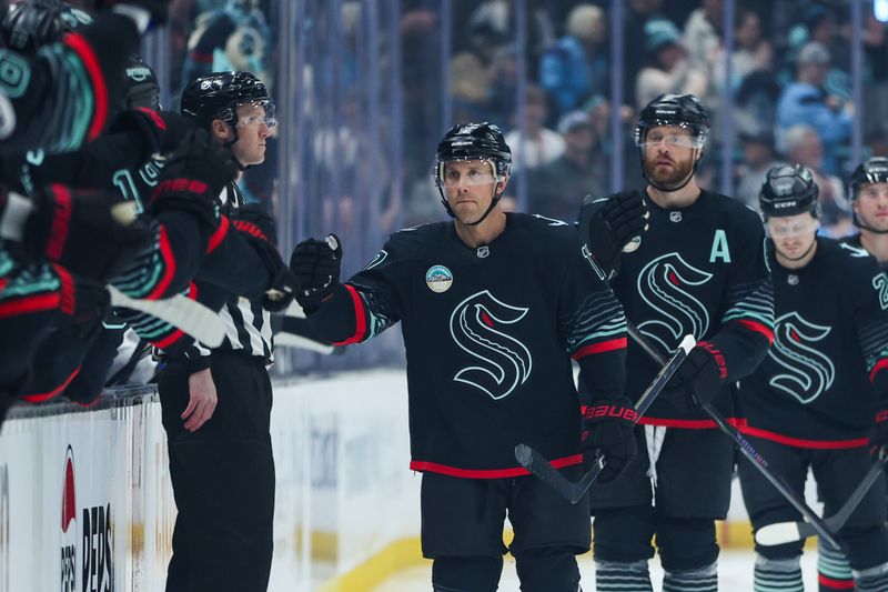 Did Seattle Kraken's Missed Opportunities at Climate Pledge Arena Cost Them Against St. Louis Bl...