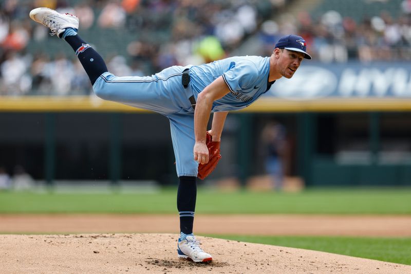 May 27, 2024; Chicago, Illinois, USA; Toronto Blue Jays starting pitcher Chris Bassitt (40) delivers a pitch against the Chicago White Sox during the first inning at Guaranteed Rate Field. Mandatory Credit: Kamil Krzaczynski-USA TODAY Sports