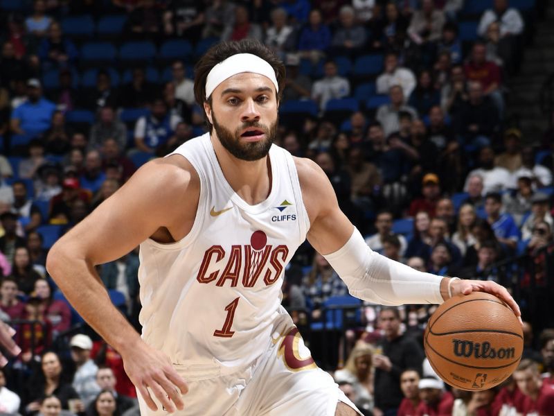 ORLANDO, FL - FEBRUARY 25:  Max Strus #1 of the Cleveland Cavaliers dribbles the ball during the game against the Orlando Magic on February 25, 2025 at Kia Center in Orlando, Florida. NOTE TO USER: User expressly acknowledges and agrees that, by downloading and or using this photograph, User is consenting to the terms and conditions of the Getty Images License Agreement. Mandatory Copyright Notice: Copyright 2025 NBAE (Photo by Fernando Medina/NBAE via Getty Images)