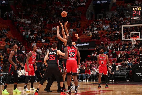 MIAMI, FL - DECEMBER 16: The opening tipoff of the game between the Chicago Bulls and the Miami Heat on December 16, 2023 at Kaseya Center in Miami, Florida. NOTE TO USER: User expressly acknowledges and agrees that, by downloading and or using this Photograph, user is consenting to the terms and conditions of the Getty Images License Agreement. Mandatory Copyright Notice: Copyright 2023 NBAE (Photo by Issac Baldizon/NBAE via Getty Images)