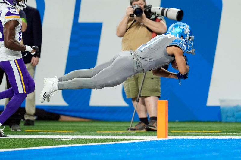 Detroit Lions wide receiver Kalif Raymond (11) falls short of the endzone during the first half of an NFL football game against the Minnesota Vikings, Sunday, Jan. 7, 2024, in Detroit. (AP Photo/Paul Sancya)