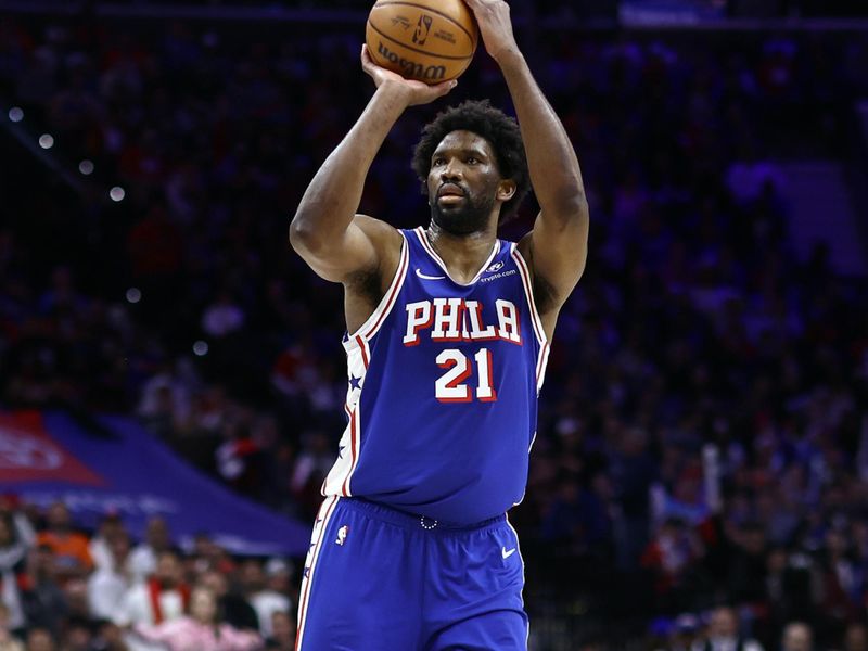 PHILADELPHIA, PENNSYLVANIA - APRIL 25: Joel Embiid #21 of the Philadelphia 76ers shoots during the third quarter against the New York Knicks during game three of the Eastern Conference First Round Playoffs at the Wells Fargo Center on April 25, 2024 in Philadelphia, Pennsylvania. NOTE TO USER: User expressly acknowledges and agrees that, by downloading and/or using this Photograph, user is consenting to the terms and conditions of the Getty Images License Agreement. (Photo by Tim Nwachukwu/Getty Images)