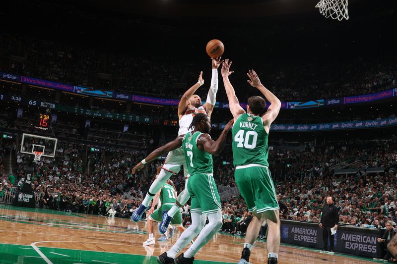 BOSTON, MA - OCTOBER 22: Jalen Brunson #11 of the New York Knicks shoots the ball during the game against the Boston Celtics on October 22, 2024 at TD Garden in Boston, Massachusetts. NOTE TO USER: User expressly acknowledges and agrees that, by downloading and or using this Photograph, user is consenting to the terms and conditions of the Getty Images License Agreement. Mandatory Copyright Notice: Copyright 2024 NBAE (Photo by Nathaniel S. Butler/NBAE via Getty Images)