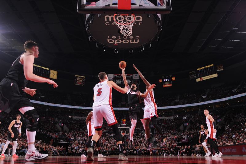 PORTLAND, OR - JANUARY 11:  Shaedon Sharpe #17 of the Portland Trail Blazers shoots the ball during the game against the Miami Heat on January 11, 2025 at the Moda Center Arena in Portland, Oregon. NOTE TO USER: User expressly acknowledges and agrees that, by downloading and or using this photograph, user is consenting to the terms and conditions of the Getty Images License Agreement. Mandatory Copyright Notice: Copyright 2025 NBAE (Photo by Cameron Browne/NBAE via Getty Images)