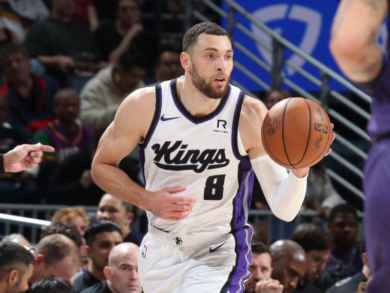 NEW ORLEANS, LA - FEBRUARY 12:  Zach LaVine #8 of the Sacramento Kings dribbles the ball during the game against the New Orleans Pelicans on February 12, 2025 at the Smoothie King Center in New Orleans, Louisiana. NOTE TO USER: User expressly acknowledges and agrees that, by downloading and or using this Photograph, user is consenting to the terms and conditions of the Getty Images License Agreement. Mandatory Copyright Notice: Copyright 2025 NBAE (Photo by Layne Murdoch Jr./NBAE via Getty Images)