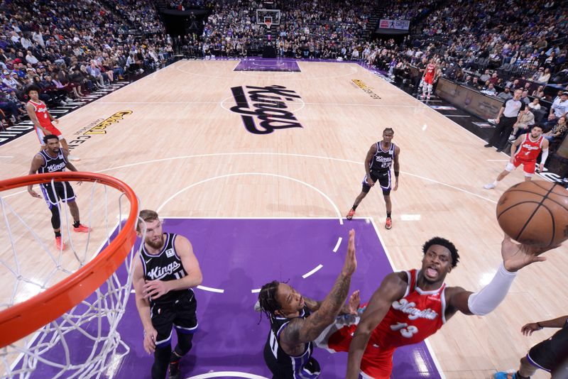 SACRAMENTO, CA - JANUARY 3: Jaren Jackson Jr. #13 of the Memphis Grizzlies shoots the ball during the game against the Sacramento Kings on January 3, 2025 at Golden 1 Center in Sacramento, California. NOTE TO USER: User expressly acknowledges and agrees that, by downloading and or using this Photograph, user is consenting to the terms and conditions of the Getty Images License Agreement. Mandatory Copyright Notice: Copyright 2025 NBAE (Photo by Rocky Widner/NBAE via Getty Images)