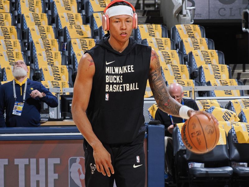 INDIANAPOLIS, IN - APRIL 28: MarJon Beauchamp #3 of the Milwaukee Bucks warms up before the game against the Indiana Pacers during Round 1 Game 4 of the 2024 NBA Playoffs on April 28, 2024 at Gainbridge Fieldhouse in Indianapolis, Indiana. NOTE TO USER: User expressly acknowledges and agrees that, by downloading and or using this Photograph, user is consenting to the terms and conditions of the Getty Images License Agreement. Mandatory Copyright Notice: Copyright 2024 NBAE (Photo by Ron Hoskins/NBAE via Getty Images)