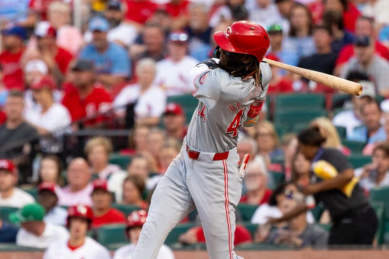 Jun 27, 2024; St. Louis, Missouri, USA; Cincinnati Reds shortstop Elly De La Cruz (44) hits a single against the St. Louis Cardinals in the fourth inning at Busch Stadium. Mandatory Credit: Zach Dalin-USA TODAY Sports