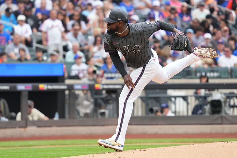 Aug 17, 2024; New York City, New York, USA; New York Mets pitcher Luis Severino (40) delivers a pitch during first inning against the Miami Marlins at Citi Field. Mandatory Credit: Lucas Boland-USA TODAY Sports