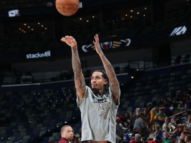 NEW ORLEANS, LA - JANUARY 17:  Jordan Clarkson #00 of the Utah Jazz warms up before the game on January 17, 2025 at the Smoothie King Center in New Orleans, Louisiana. NOTE TO USER: User expressly acknowledges and agrees that, by downloading and or using this Photograph, user is consenting to the terms and conditions of the Getty Images License Agreement. Mandatory Copyright Notice: Copyright 2025 NBAE (Photo by Layne Murdoch Jr./NBAE via Getty Images)