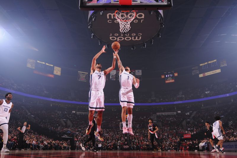 PORTLAND, OR - NOVEMBER 10: Scotty Pippen Jr. #1 of the Memphis Grizzlies goes up for the rebound during the game against the Portland Trail Blazers on November 10, 2024 at the Moda Center Arena in Portland, Oregon. NOTE TO USER: User expressly acknowledges and agrees that, by downloading and or using this photograph, user is consenting to the terms and conditions of the Getty Images License Agreement. Mandatory Copyright Notice: Copyright 2024 NBAE (Photo by Cameron Browne/NBAE via Getty Images)