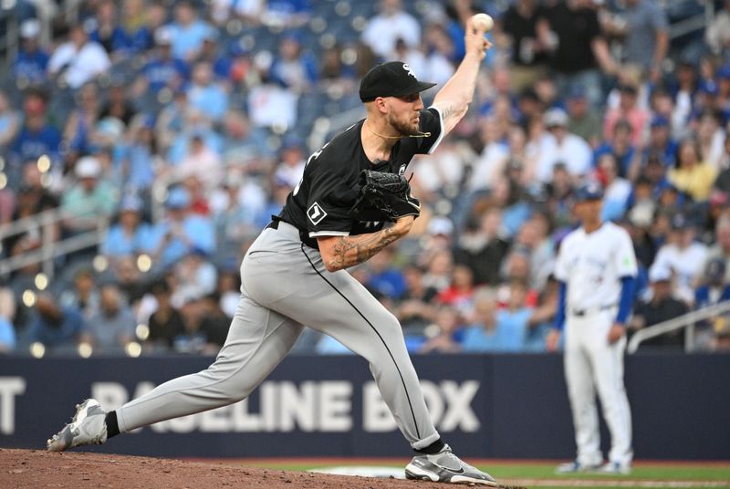 May 21, 2024; Toronto, Ontario, CAN;  Chicago White Sox starting pitcher Garrett Crochet (45) delivers a pitch against the Toronto Blue Jays in the first inning at Rogers Centre. Mandatory Credit: Dan Hamilton-USA TODAY Sports