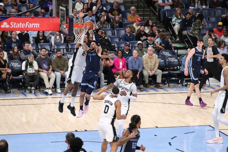 MEMPHIS, TN - FEBRUARY 3: Scotty Pippen Jr. #1 of the Memphis Grizzlies drives to the basket during the game against the San Antonio Spurs  on February 3, 2025 at FedExForum in Memphis, Tennessee. NOTE TO USER: User expressly acknowledges and agrees that, by downloading and or using this photograph, User is consenting to the terms and conditions of the Getty Images License Agreement. Mandatory Copyright Notice: Copyright 2025 NBAE (Photo by Joe Murphy/NBAE via Getty Images)