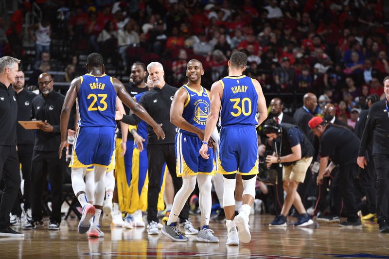 HOUSTON, TX - APRIL 4: The Golden State Warriors enter a timeout during the game against the Houston Rockets on April 4, 2024 at the Toyota Center in Houston, Texas. NOTE TO USER: User expressly acknowledges and agrees that, by downloading and or using this photograph, User is consenting to the terms and conditions of the Getty Images License Agreement. Mandatory Copyright Notice: Copyright 2024 NBAE (Photo by Logan Riely/NBAE via Getty Images)