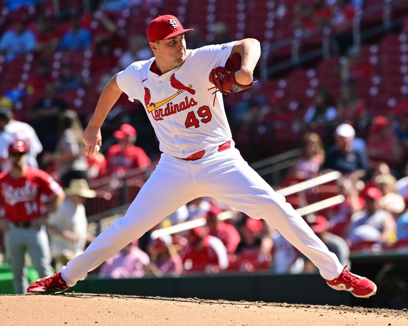 Sep 17, 2025; St. Louis, Missouri, USA; St. Louis Cardinals pitcher Matt Svanson (49) pitches in relief in the seventh inning against the Cincinnati Reds at Busch Stadium. Mandatory Credit: Tim Vizer-Imagn Images