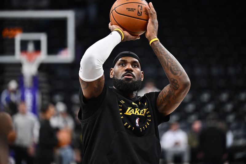 SALT LAKE CITY, UT - FEBRUARY 12: LeBron James #23 of the Los Angeles Lakers warms up before the game against the Utah Jazz on February 12, 2025 at Delta Center in Salt Lake City, Utah. NOTE TO USER: User expressly acknowledges and agrees that, by downloading and or using this Photograph, User is consenting to the terms and conditions of the Getty Images License Agreement. Mandatory Copyright Notice: Copyright 2025 NBAE (Photo by Jamie Sabau/NBAE via Getty Images)