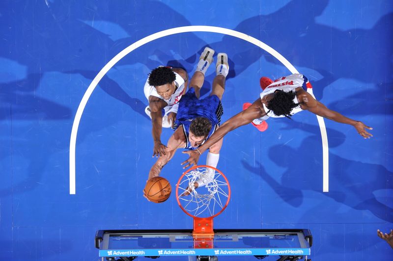 ORLANDO, FL - MARCH 3: Franz Wagner #22 of the Orlando Magic drives to the basket during the game against the Detroit Pistons on March 3, 2024 at the Kia Center in Orlando, Florida. NOTE TO USER: User expressly acknowledges and agrees that, by downloading and or using this photograph, User is consenting to the terms and conditions of the Getty Images License Agreement. Mandatory Copyright Notice: Copyright 2024 NBAE (Photo by Fernando Medina/NBAE via Getty Images)