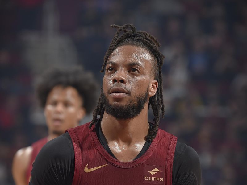 CLEVELAND, OH - FEBRUARY 27: Darius Garland #10 of the Cleveland Cavaliers shoots the ball during the game against the Dallas Mavericks on February 27, 2024 at Rocket Mortgage FieldHouse in Cleveland, Ohio. NOTE TO USER: User expressly acknowledges and agrees that, by downloading and/or using this Photograph, user is consenting to the terms and conditions of the Getty Images License Agreement. Mandatory Copyright Notice: Copyright 2024 NBAE (Photo by David Liam Kyle/NBAE via Getty Images)