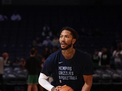 MEMPHIS, TN - NOVEMBER 19: Derrick Rose #23 of the Memphis Grizzlies warms up before the game against the Boston Celtics on November 19, 2023 at FedExForum in Memphis, Tennessee. NOTE TO USER: User expressly acknowledges and agrees that, by downloading and or using this photograph, User is consenting to the terms and conditions of the Getty Images License Agreement. Mandatory Copyright Notice: Copyright 2023 NBAE (Photo by Joe Murphy/NBAE via Getty Images)