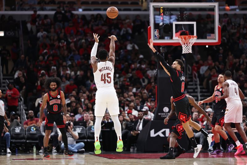 CHICAGO, ILLINOIS - NOVEMBER 11: Donovan Mitchell #45 of the Cleveland Cavaliers takes a three-point shot during the second quarter against the Chicago Bulls at the United Center on November 11, 2024 in Chicago, Illinois. NOTE TO USER: User expressly acknowledges and agrees that, by downloading and or using this photograph, User is consenting to the terms and conditions of the Getty Images License Agreement. (Photo by Geoff Stellfox/Getty Images)