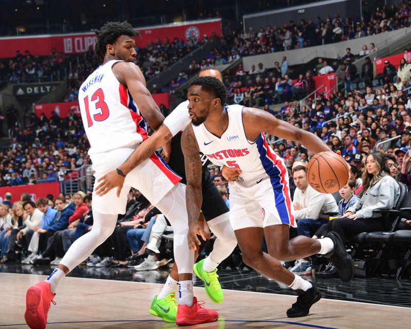 LOS ANGELES, CA - FEBRUARY 10:  Shake Milton #5 of the Detroit Pistons goes to the basket during the game on February 10, 2024 at Crypto.Com Arena in Los Angeles, California. NOTE TO USER: User expressly acknowledges and agrees that, by downloading and/or using this Photograph, user is consenting to the terms and conditions of the Getty Images License Agreement. Mandatory Copyright Notice: Copyright 2024 NBAE (Photo by Adam Pantozzi/NBAE via Getty Images)