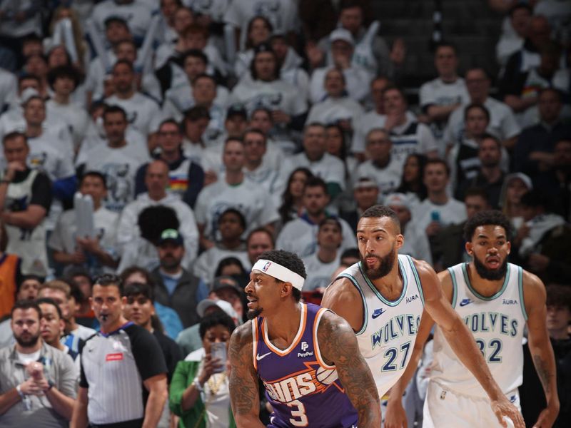 MINNEAPOLIS, MN -  APRIL 23: Bradley Beal #3 of the Phoenix Suns handles the ball during the game against the Minnesota Timberwolves during Round 1 Game 2 of the 2024 NBA Playoffs on April 23, 2024 at Target Center in Minneapolis, Minnesota. NOTE TO USER: User expressly acknowledges and agrees that, by downloading and or using this Photograph, user is consenting to the terms and conditions of the Getty Images License Agreement. Mandatory Copyright Notice: Copyright 2024 NBAE (Photo by David Sherman/NBAE via Getty Images)