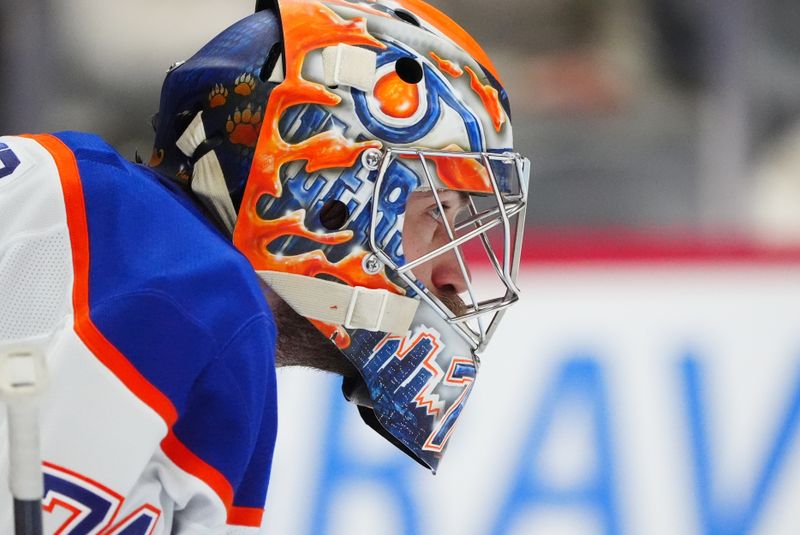 Nov 30, 2024; Denver, Colorado, USA; Edmonton Oilers goaltender Stuart Skinner (74) during the second period against the Colorado Avalanche at Ball Arena. Mandatory Credit: Ron Chenoy-Imagn Images