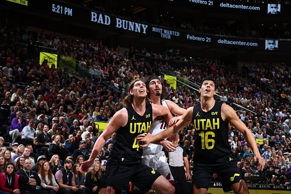 SALT LAKE CITY, UT - DECEMBER 30: Players box out during the game on December 30, 2023 at Delta Center in Salt Lake City, Utah. NOTE TO USER: User expressly acknowledges and agrees that, by downloading and or using this Photograph, User is consenting to the terms and conditions of the Getty Images License Agreement. Mandatory Copyright Notice: Copyright 2023 NBAE (Photo by Melissa Majchrzak/NBAE via Getty Images)