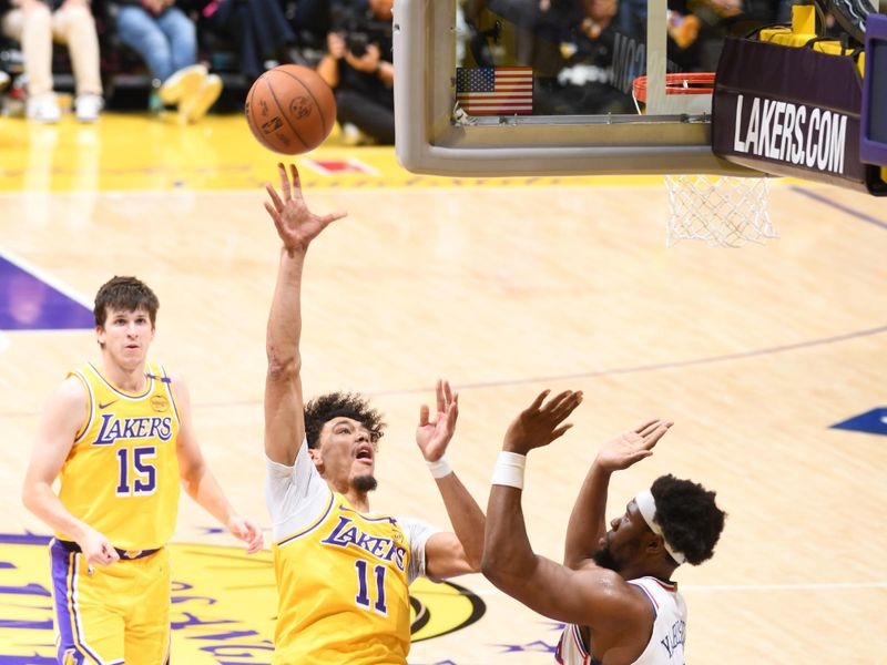 LOS ANGELES, CA - NOVEMBER 8: Jaxson Hayes #11 of the Los Angeles Lakers shoots the ball during the game against the Philadelphia 76ers on Novemberr 8, 2024 at Crypto.Com Arena in Los Angeles, California. NOTE TO USER: User expressly acknowledges and agrees that, by downloading and/or using this Photograph, user is consenting to the terms and conditions of the Getty Images License Agreement. Mandatory Copyright Notice: Copyright 2024 NBAE (Photo by Adam Pantozzi/NBAE via Getty Images)