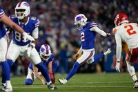 Kansas City Chiefs' Offensive Efforts Not Enough Against Buffalo Bills