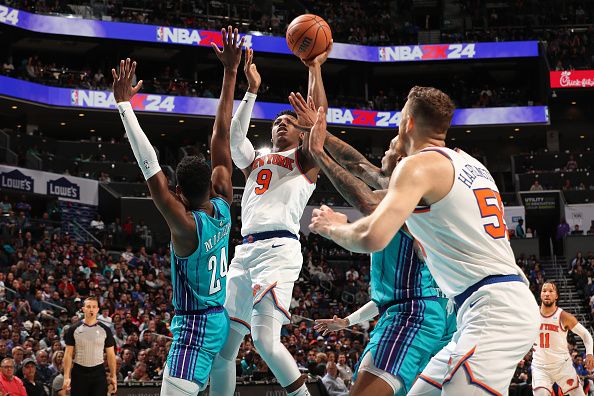 CHARLOTTE, NC - NOVEMBER 18: RJ Barrett #9 of the New York Knicks shoots the ball during the game against the Charlotte Hornets on November 18, 2023 at Spectrum Center in Charlotte, North Carolina. NOTE TO USER: User expressly acknowledges and agrees that, by downloading and or using this photograph, User is consenting to the terms and conditions of the Getty Images License Agreement. Mandatory Copyright Notice: Copyright 2023 NBAE (Photo by Kent Smith/NBAE via Getty Images)