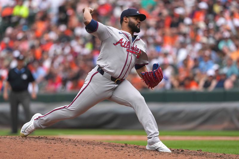 Jun 13, 2024; Baltimore, Maryland, USA; Atlanta Braves pitcher Reynaldo Lopez (40) delivers in the fifth inning against the Baltimore Orioles at Oriole Park at Camden Yards. Mandatory Credit: Mitch Stringer-USA TODAY Sports