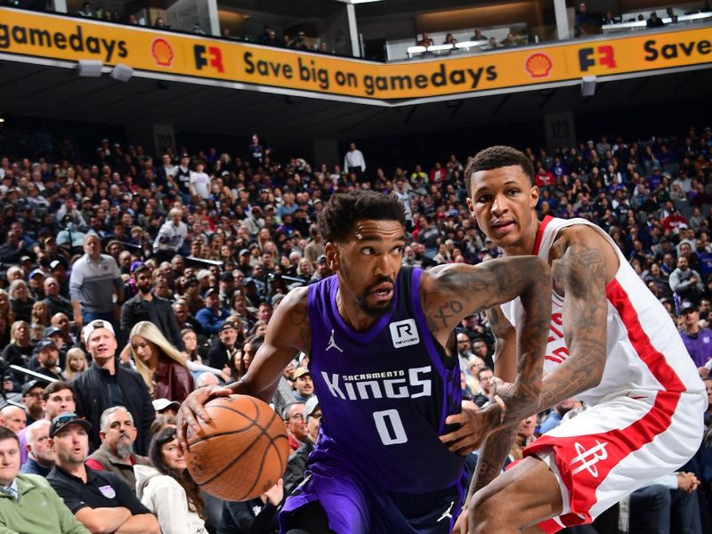 SACRAMENTO, CA - DECEMBER 3: Malik Monk #0 of the Sacramento Kings dribbles the ball during the game against the Houston Rockets during the Emirates NBA Cup game on December 3, 2024 at Golden 1 Center in Sacramento, California. NOTE TO USER: User expressly acknowledges and agrees that, by downloading and or using this Photograph, user is consenting to the terms and conditions of the Getty Images License Agreement. Mandatory Copyright Notice: Copyright 2024 NBAE (Photo by Adam Pantozzi/NBAE via Getty Images)