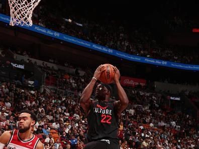 MIAMI, FL - NOVEMBER 3: Jimmy Butler #22 of the Miami Heat drives to the basket during the game against the Washington Wizards during the In-Season Tournament on November 3, 2023 at Kaseya Center in Miami, Florida. NOTE TO USER: User expressly acknowledges and agrees that, by downloading and or using this Photograph, user is consenting to the terms and conditions of the Getty Images License Agreement. Mandatory Copyright Notice: Copyright 2023 NBAE (Photo by Issac Baldizon/NBAE via Getty Images)