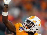 Tennessee Volunteers Overwhelm Kent State Golden Flashes with Ground and Air Assault