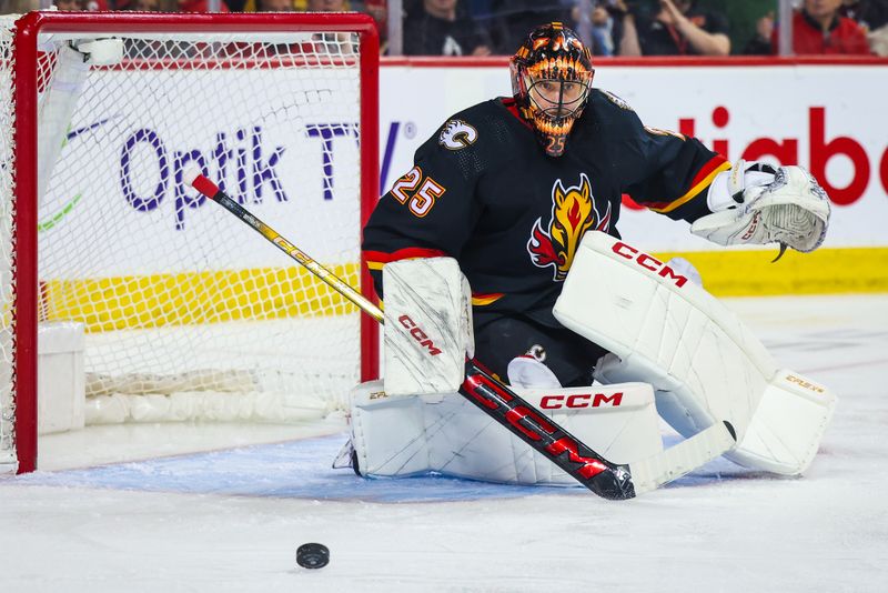 Jan 27, 2024; Calgary, Alberta, CAN; Calgary Flames goaltender Jacob Markstrom (25) guards his net against the Chicago Blackhawks during the third period at Scotiabank Saddledome. Mandatory Credit: Sergei Belski-USA TODAY Sports