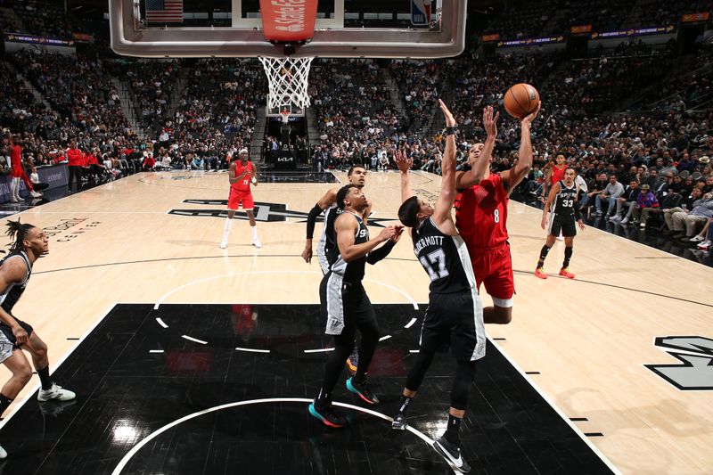 SAN ANTONIO, TX - JANUARY 26: Kris Murray #8 of the Portland Trail Blazers shoots the ball during the game against the San Antonio Spurs on January 6, 2024 at the Frost Bank Center in San Antonio, Texas. NOTE TO USER: User expressly acknowledges and agrees that, by downloading and or using this photograph, user is consenting to the terms and conditions of the Getty Images License Agreement. Mandatory Copyright Notice: Copyright 2024 NBAE (Photos by David Sherman/NBAE via Getty Images)