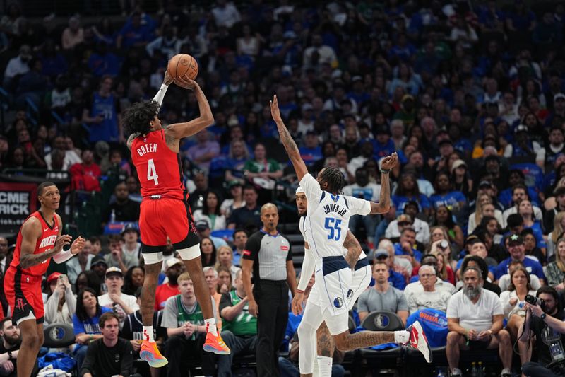 DALLAS, TX - APRIL 7: Jalen Green #4 of the Houston Rockets shoots the ball during the game against the Dallas Mavericks on April 7, 2024 at the American Airlines Center in Dallas, Texas. NOTE TO USER: User expressly acknowledges and agrees that, by downloading and or using this photograph, User is consenting to the terms and conditions of the Getty Images License Agreement. Mandatory Copyright Notice: Copyright 2024 NBAE (Photo by Glenn James/NBAE via Getty Images)