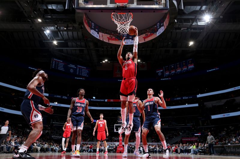 WASHINGTON, DC -? APRIL 9: Kenyon Martin Jr. #6 of the Houston Rockets drives to the basket against the Washington Wizards on April 9, 2023 at Capital One Arena in Washington, DC. NOTE TO USER: User expressly acknowledges and agrees that, by downloading and or using this Photograph, user is consenting to the terms and conditions of the Getty Images License Agreement. Mandatory Copyright Notice: Copyright 2023 NBAE (Photo by Stephen Gosling/NBAE via Getty Images)