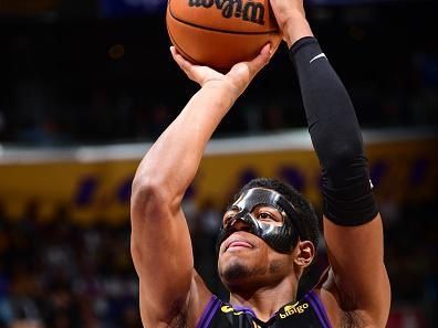 LOS ANGELES, CA - DECEMBER 18:  Rui Hachimura #28 of the Los Angeles Lakers shoots a free throw during the game  on December 18, 2023 at Crypto.Com Arena in Los Angeles, California. NOTE TO USER: User expressly acknowledges and agrees that, by downloading and/or using this Photograph, user is consenting to the terms and conditions of the Getty Images License Agreement. Mandatory Copyright Notice: Copyright 2023 NBAE (Photo by Adam Pantozzi/NBAE via Getty Images)