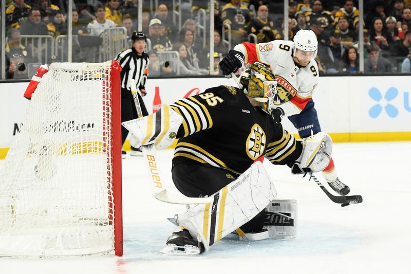 Apr 6, 2024; Boston, Massachusetts, USA; Florida Panthers center Sam Bennett (9) looks for a rebound in front of Boston Bruins goaltender Linus Ullmark (35) during the second period at TD Garden. Mandatory Credit: Bob DeChiara-USA TODAY Sports