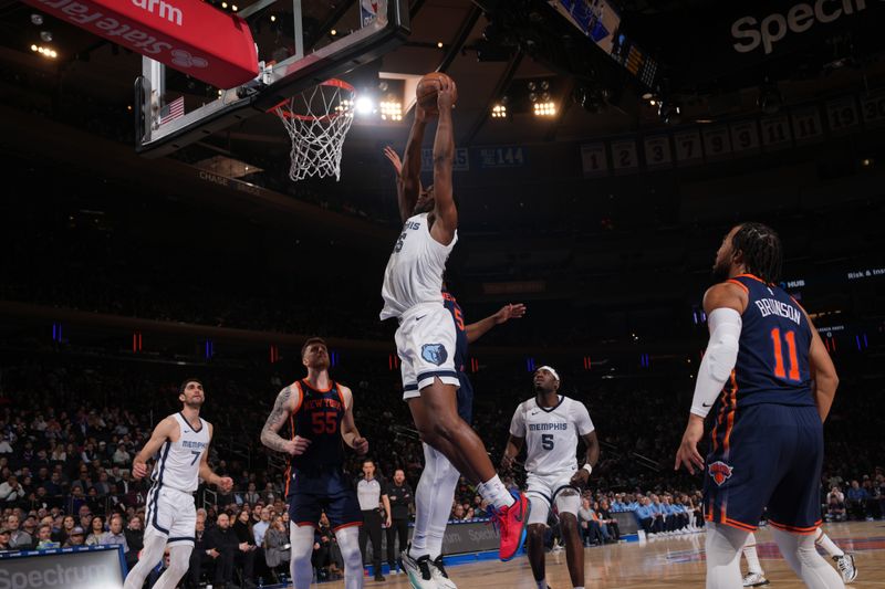 NEW YORK, NY - FEBRUARY 6: Trey Jamison #55 of the Memphis Grizzlies drives to the basket during the game against the New York Knicks on February 6, 2024 at Madison Square Garden in New York City, New York.  NOTE TO USER: User expressly acknowledges and agrees that, by downloading and or using this photograph, User is consenting to the terms and conditions of the Getty Images License Agreement. Mandatory Copyright Notice: Copyright 2024 NBAE  (Photo by Jesse D. Garrabrant/NBAE via Getty Images)