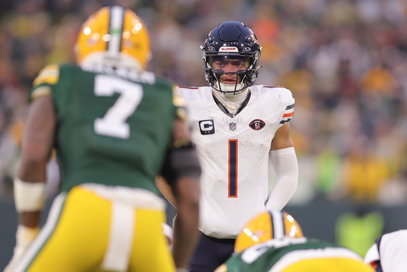 Chicago Bears quarterback Justin Fields (1) during an NFL football game against the Green Bay Packers, Sunday, Jan. 07, 2024, in Green Bay. (AP Photo/Melissa Tamez)