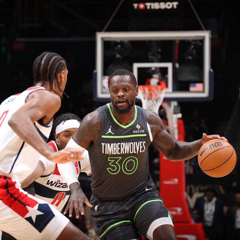 WASHINGTON, DC -? JANUARY 13:  Julius Randle #30 of the Minnesota Timberwolves handles the ball during the game against the Washington Wizards on January 13, 2025 at Capital One Arena in Washington, DC. NOTE TO USER: User expressly acknowledges and agrees that, by downloading and or using this Photograph, user is consenting to the terms and conditions of the Getty Images License Agreement. Mandatory Copyright Notice: Copyright 2025 NBAE (Photo by Stephen Gosling/NBAE via Getty Images)